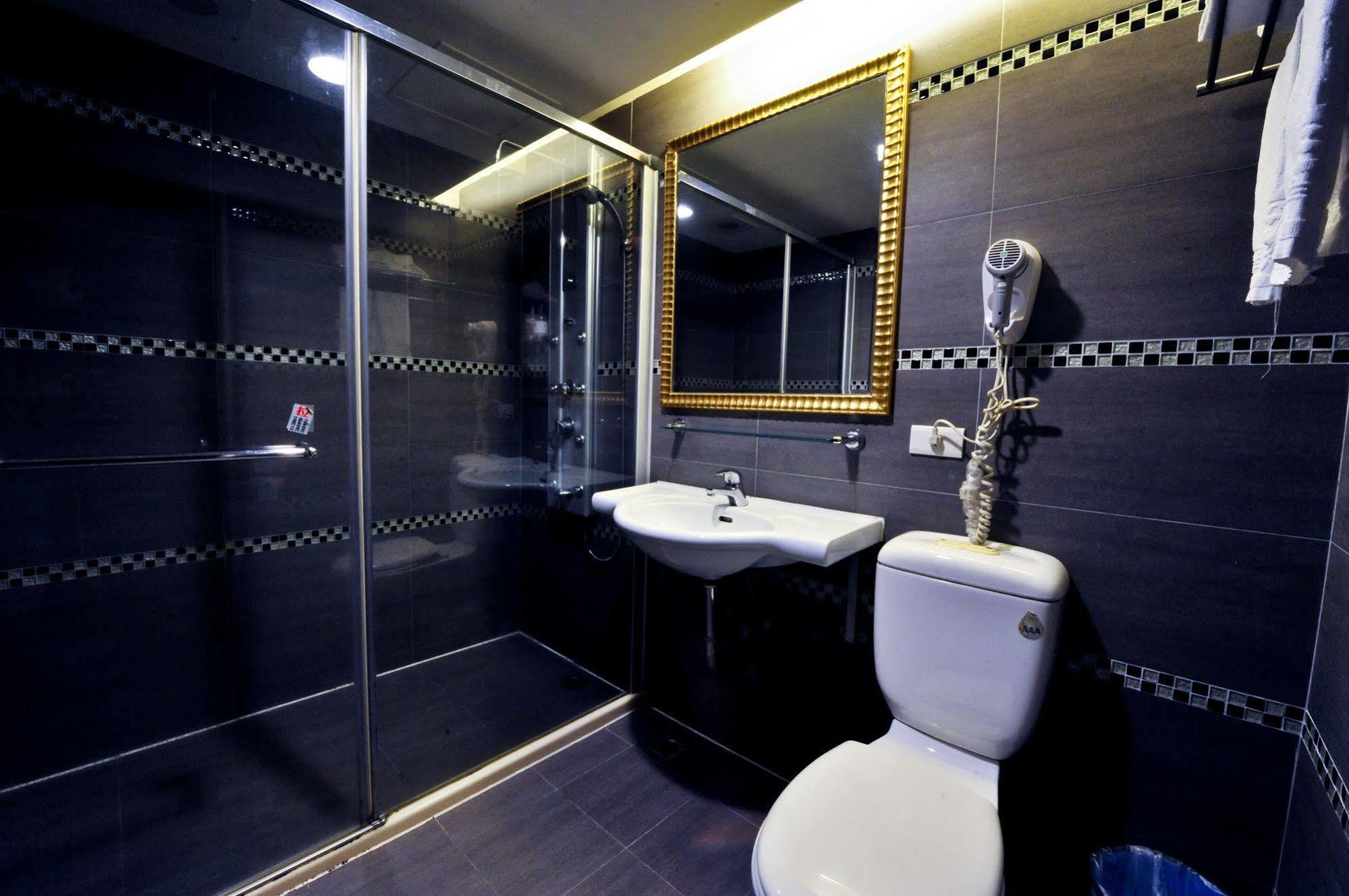 Carnival Motel Taipei Dış mekan fotoğraf