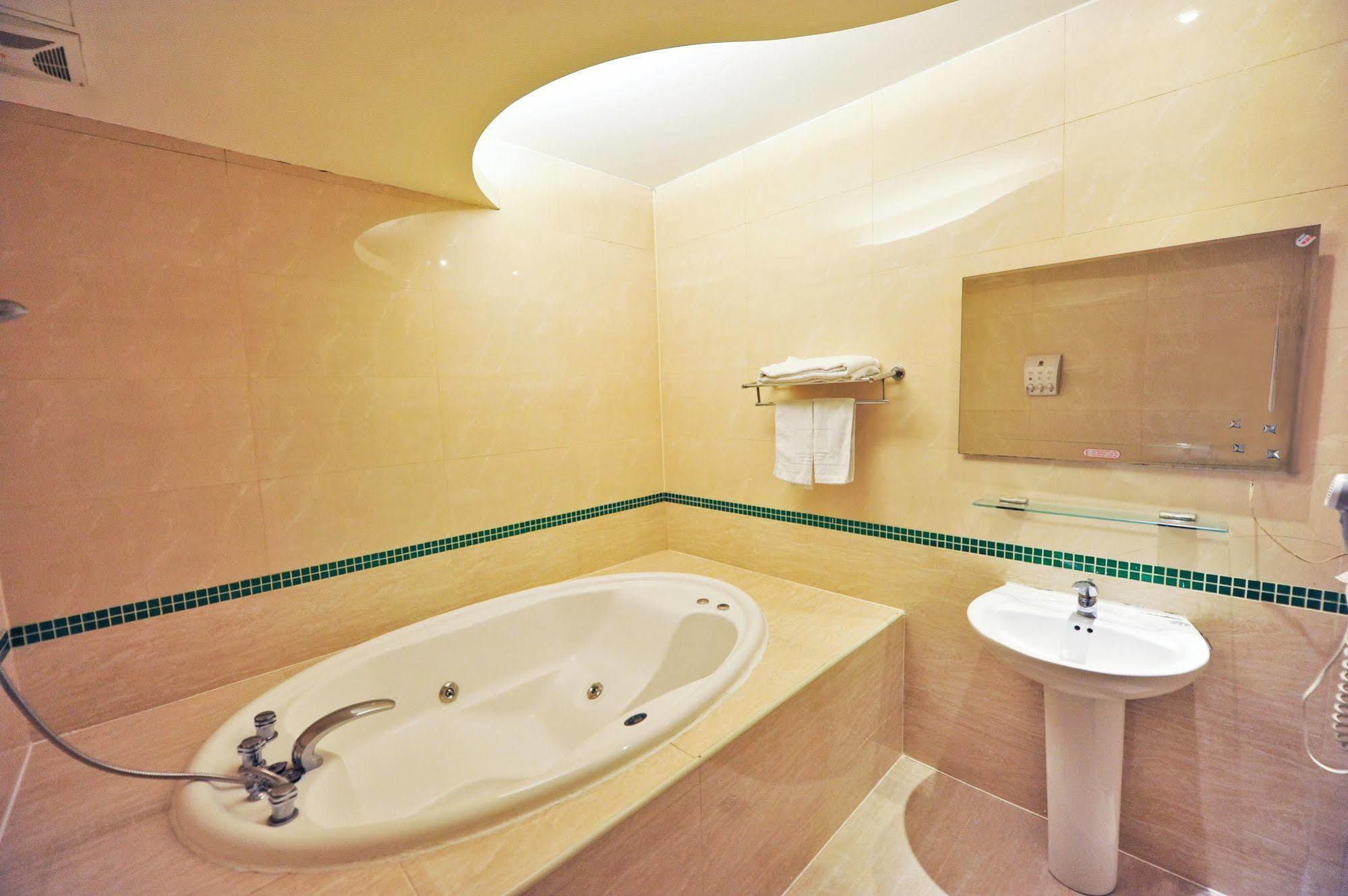 Carnival Motel Taipei Dış mekan fotoğraf